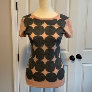 LIMITED size M short sleeve sweater top